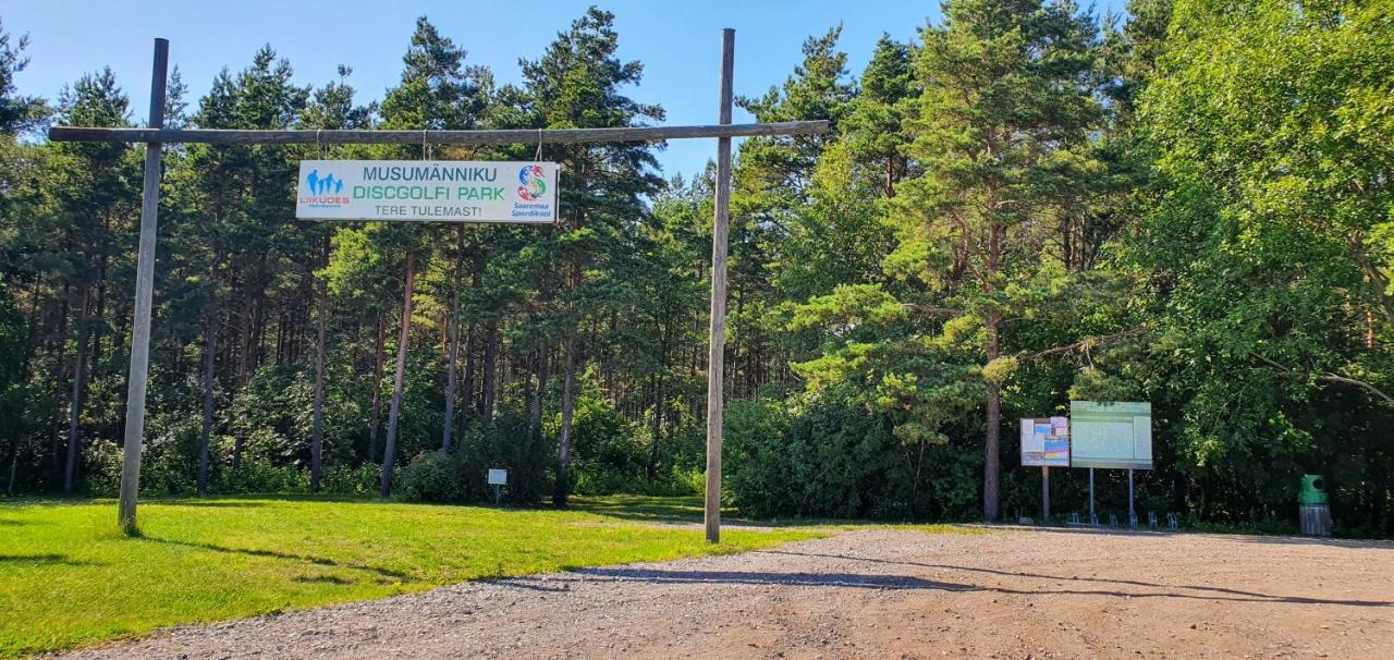 Juuli apartament Kuressaare Bagian luar foto