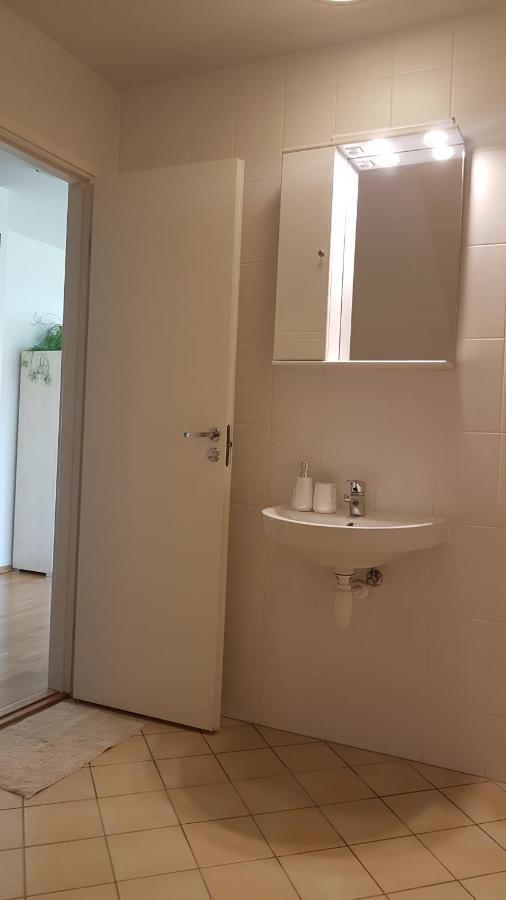 Juuli apartament Kuressaare Bagian luar foto