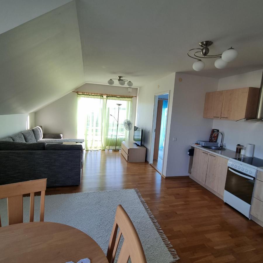 Juuli apartament Kuressaare Bagian luar foto