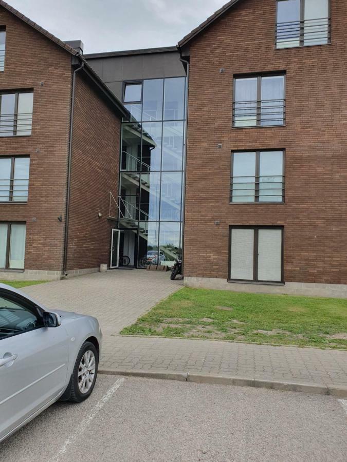Juuli apartament Kuressaare Bagian luar foto